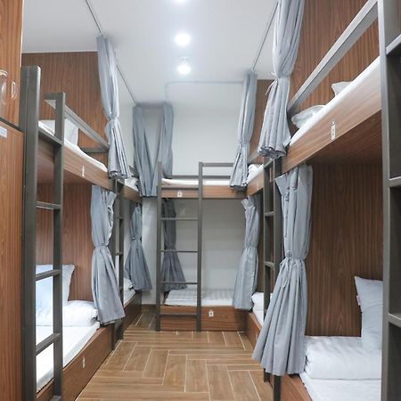 La Nha Homestay Hue Bagian luar foto