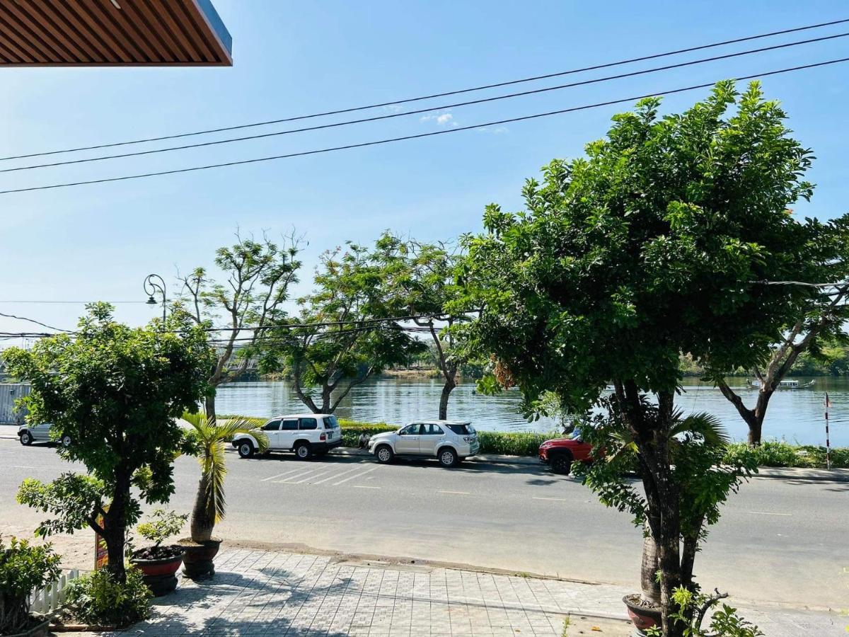 La Nha Homestay Hue Bagian luar foto