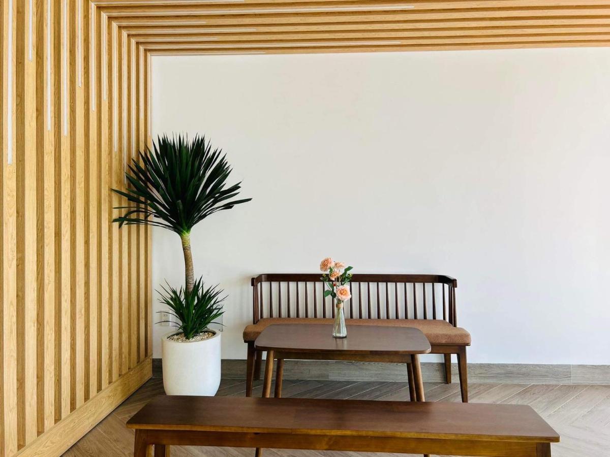 La Nha Homestay Hue Bagian luar foto
